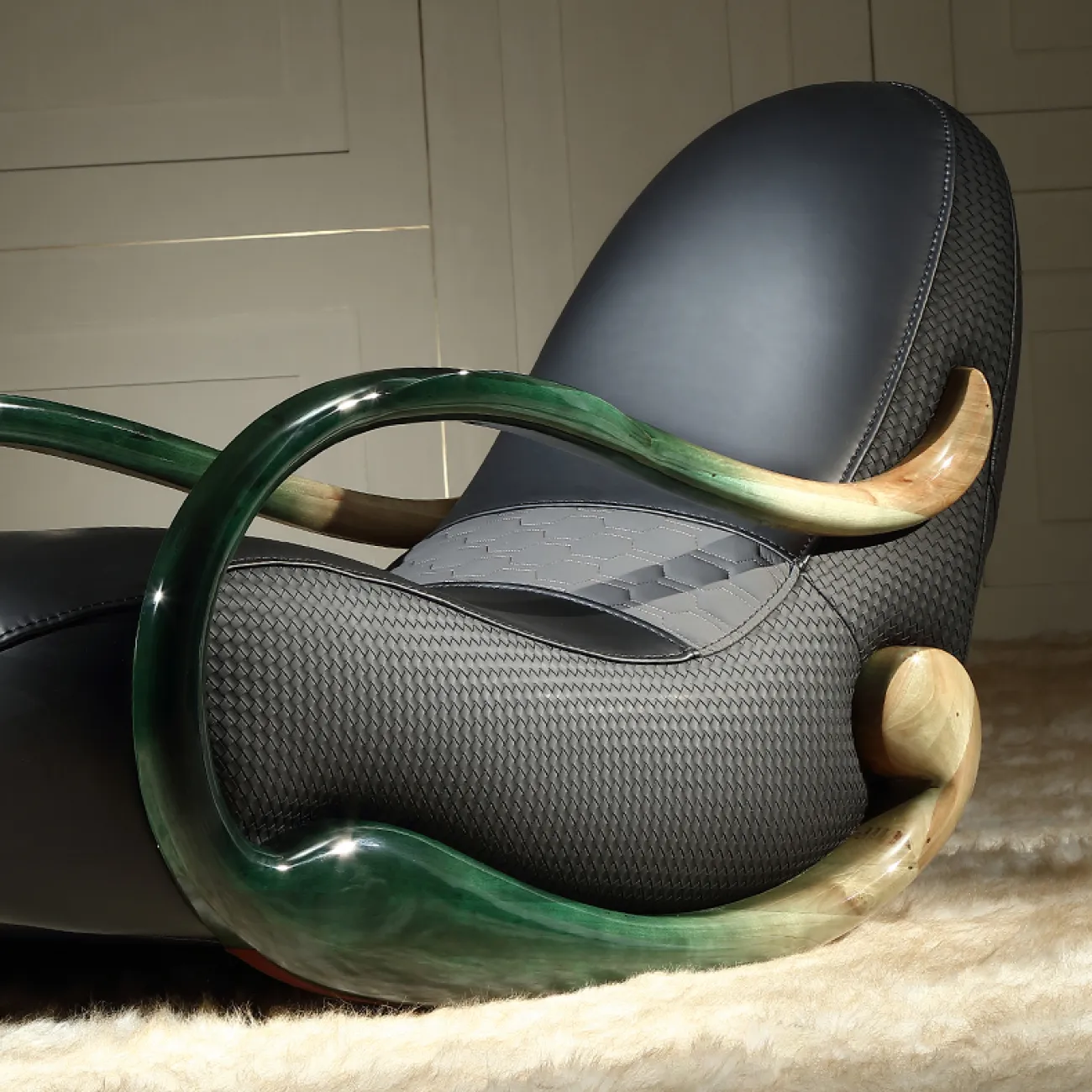 Современное кресло-качалка MIVICA из натуральной кожи, берёзы KR38308-32