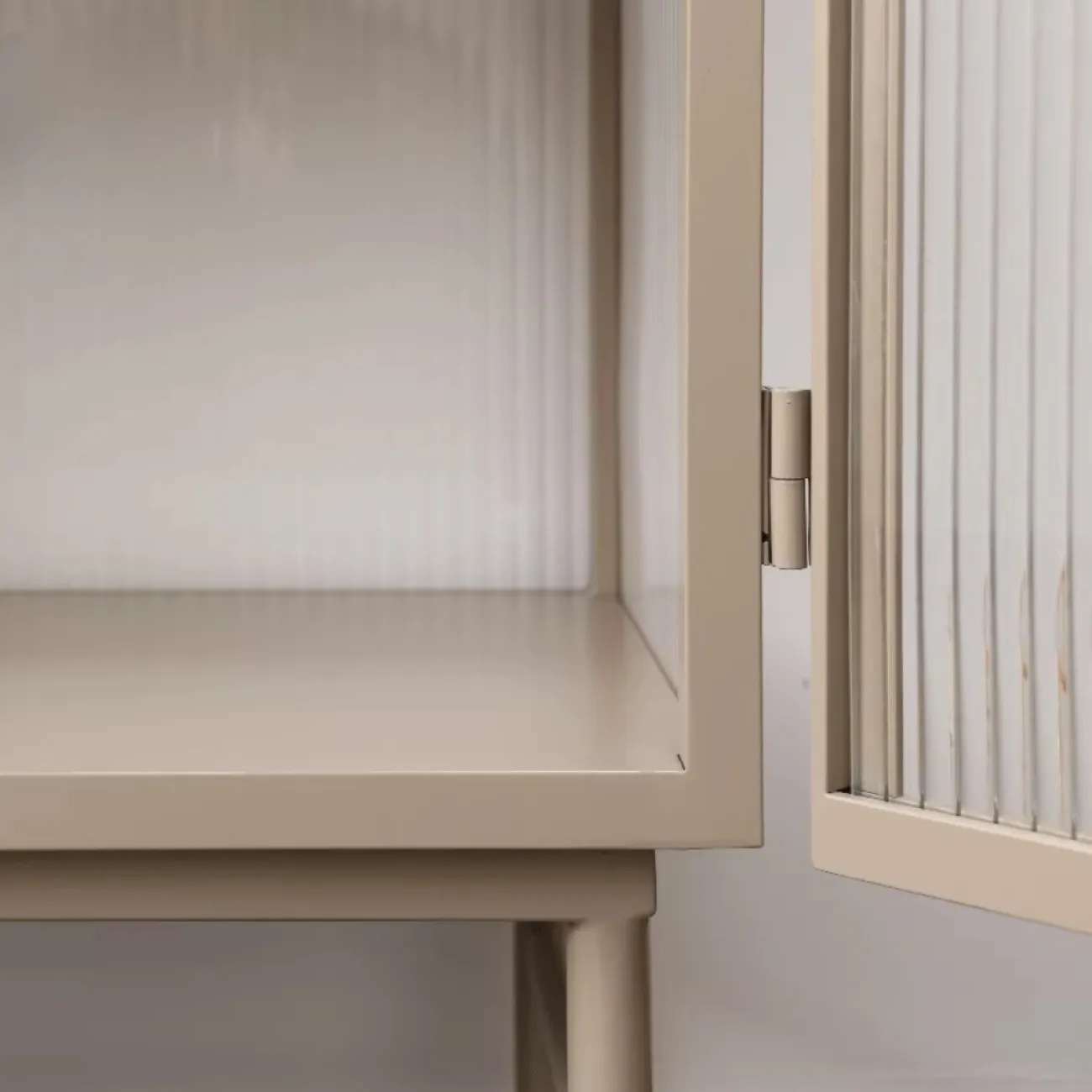 Креативный Прозрачный Стеклянный Сервант Yanshe от LaLume Креативный Прозрачный Стеклянный Сервант Yanshe от LaLume