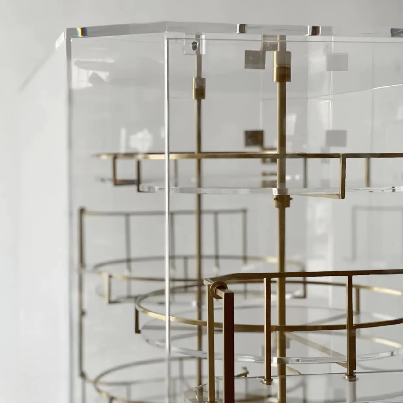 Дизайнерский Винный Шкаф Yanshe от LaLume