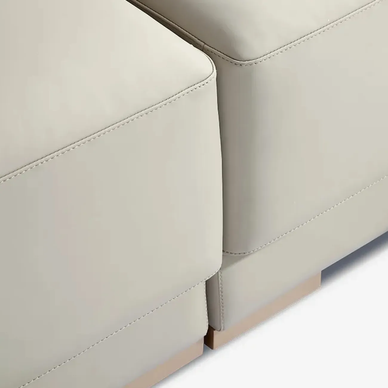 Элегантный кожаный диван MIVICA из дерева берёзы и сосны DV38318-32 Элегантный кожаный диван MIVICA из дерева берёзы и сосны DV38318-32