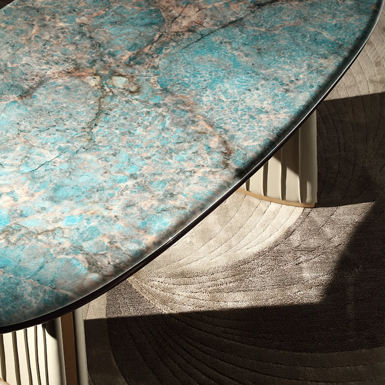 Роскошный обеденный стол MIVICA из зелёного мрамора и дерева OS38320-32