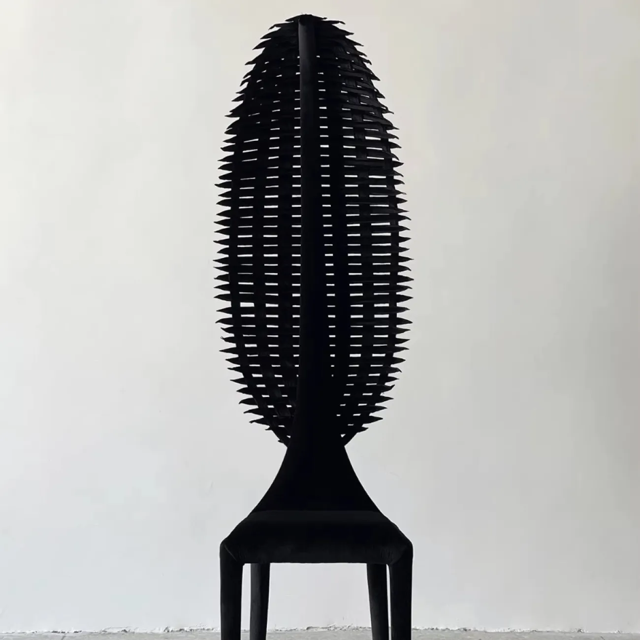 Дизайнерский Обеденный Стул Перо Yanshe от LaLume