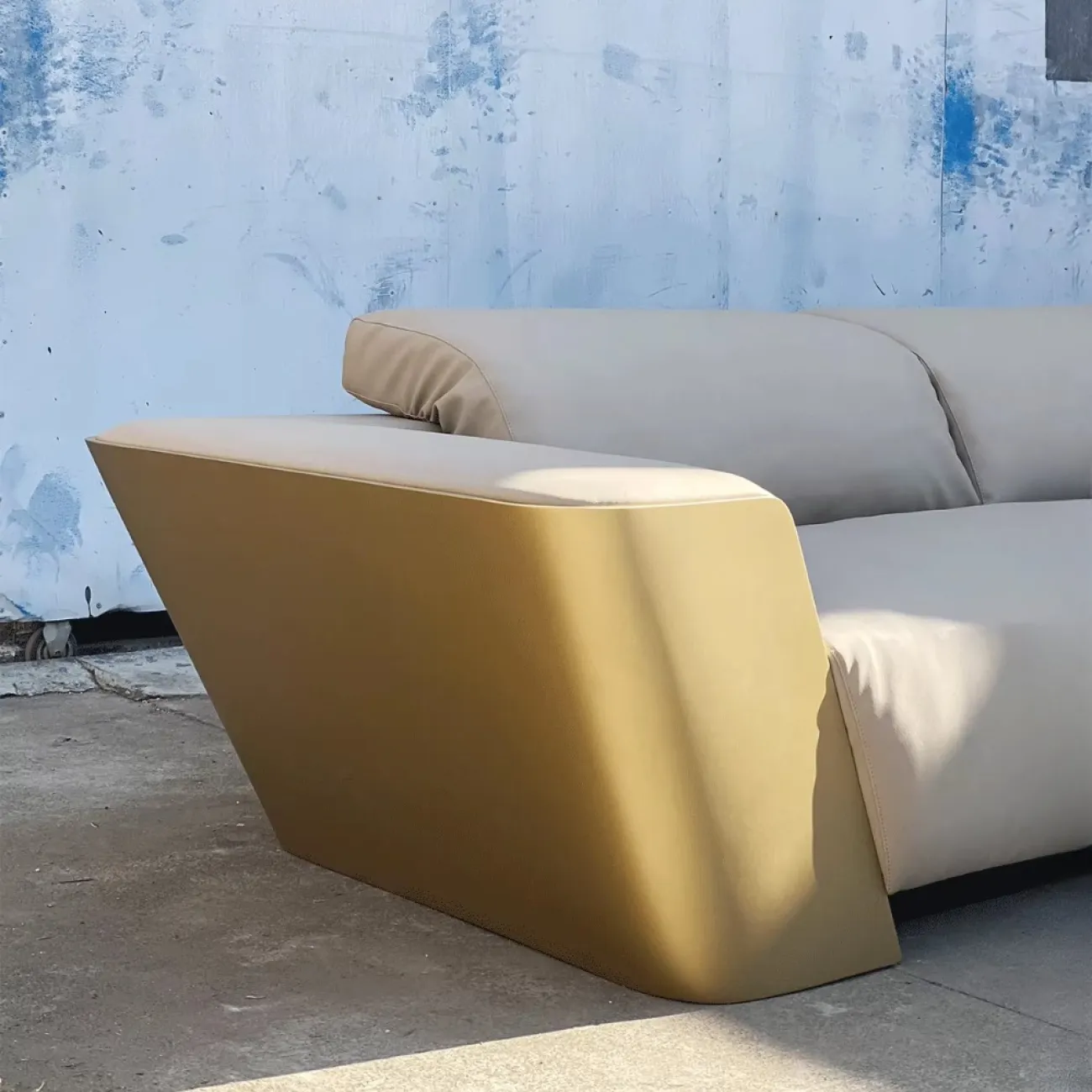 Дизайнерский Многоместный Диван Авианосец Yanshe от LaLume Дизайнерский Многоместный Диван Авианосец Yanshe от LaLume