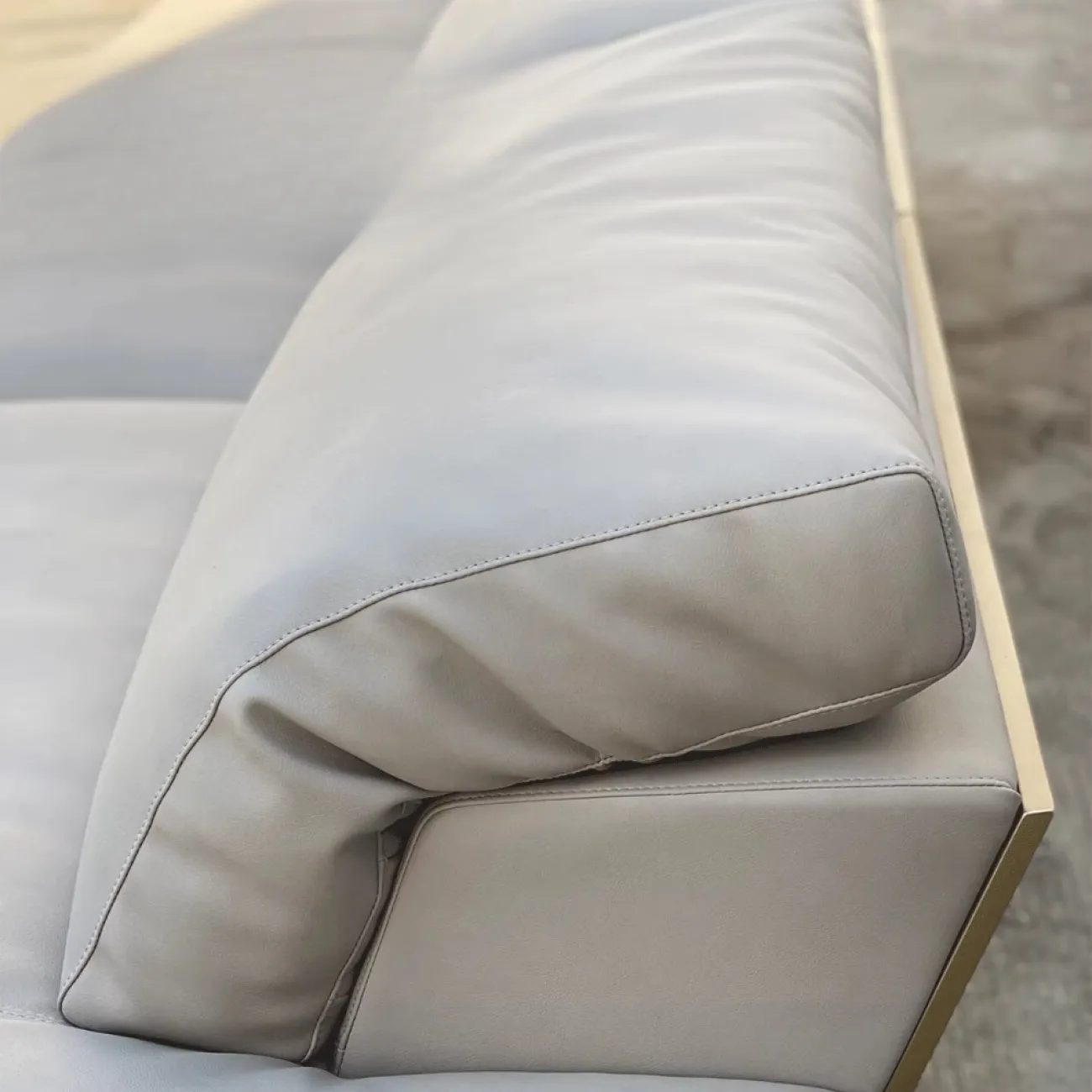 Дизайнерский Многоместный Диван Авианосец Yanshe от LaLume Дизайнерский Многоместный Диван Авианосец Yanshe от LaLume