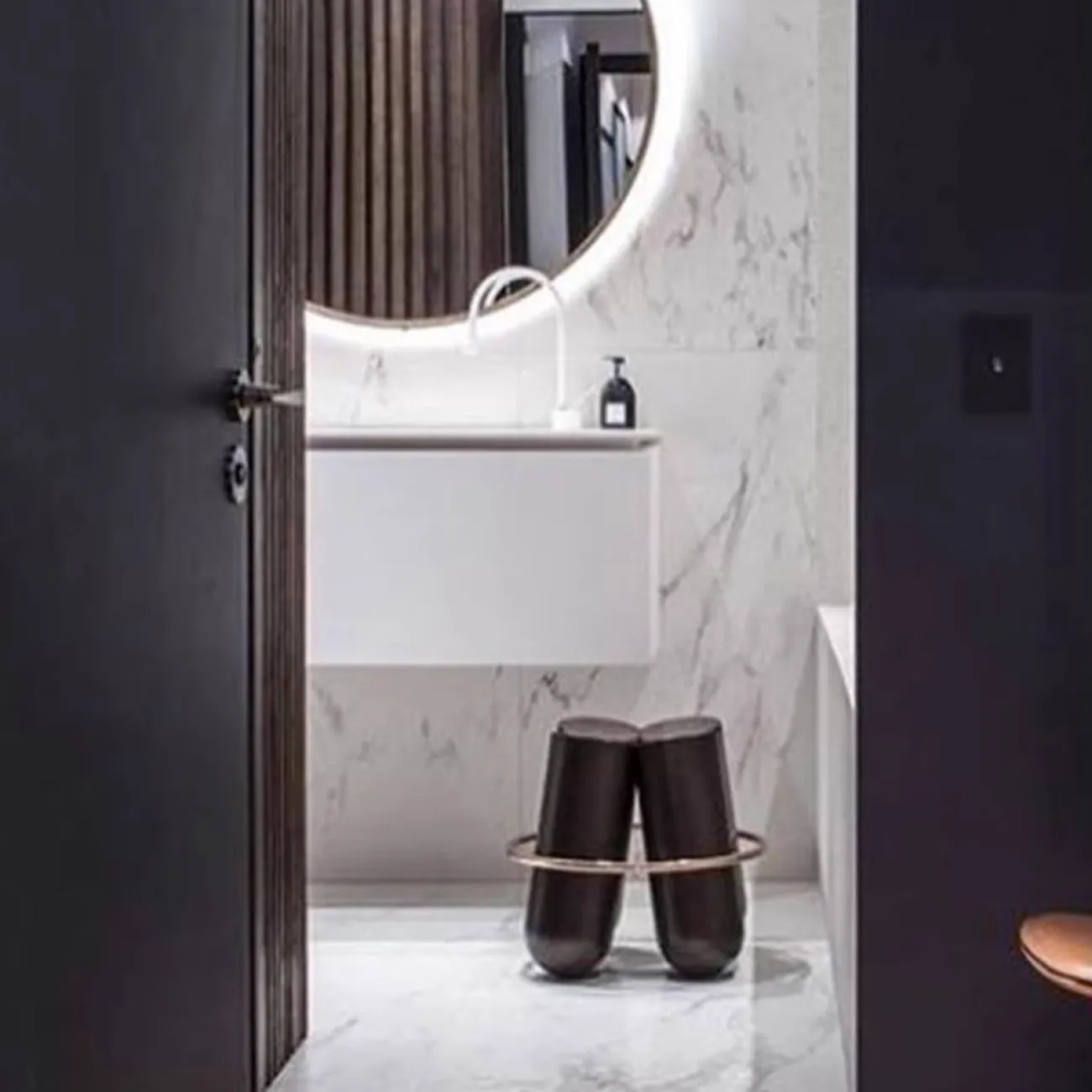 Дизайнерский Табурет в форме Четырех Слонов Yanshe