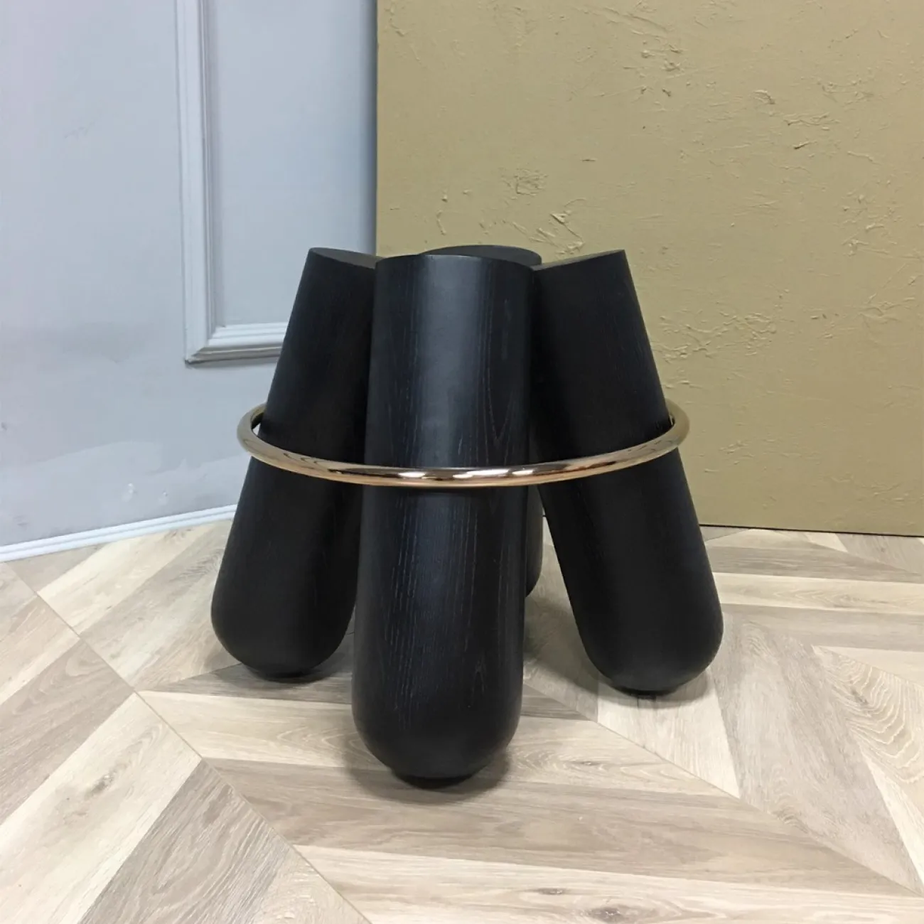 Дизайнерский Табурет в форме Четырех Слонов Yanshe