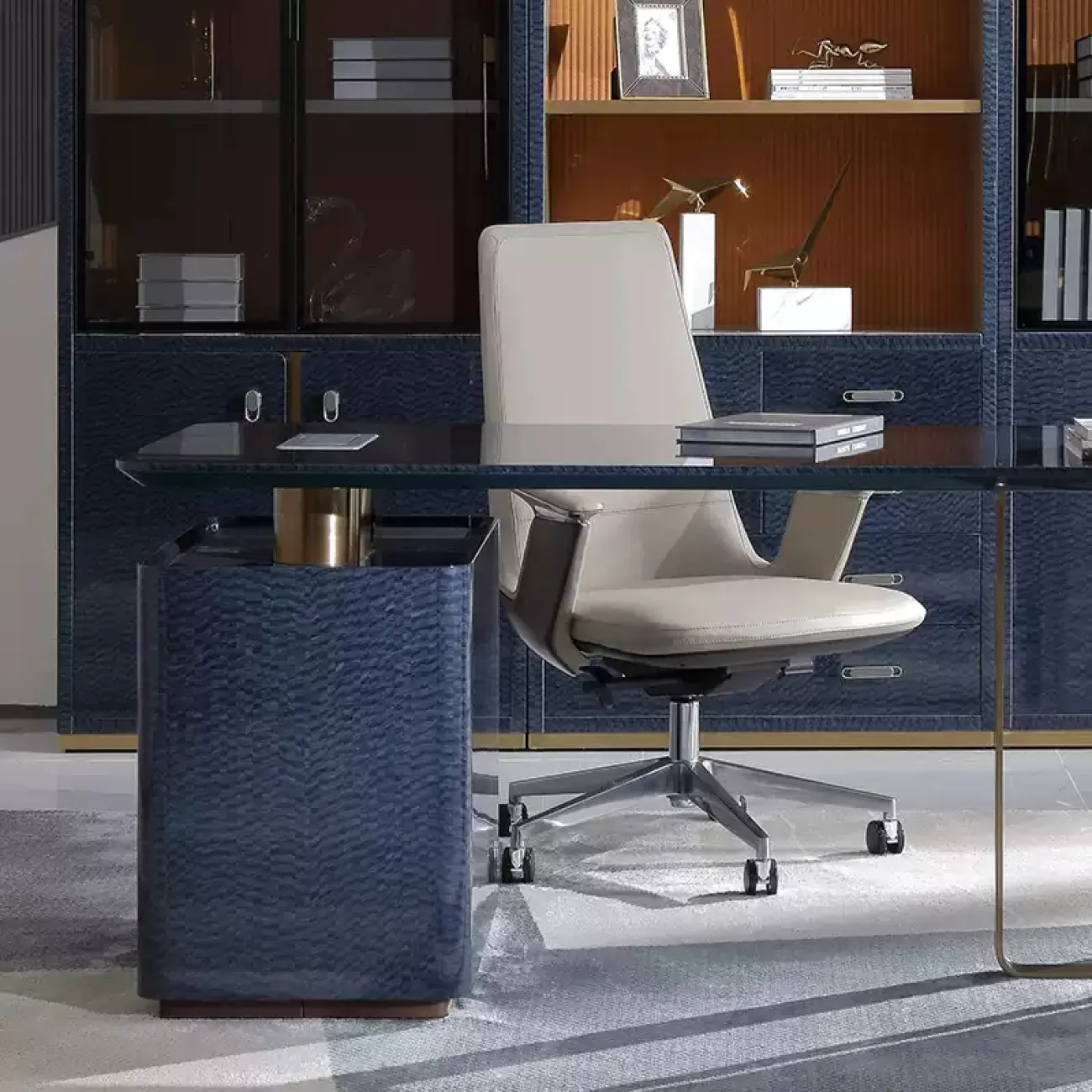 Роскошный письменный стол Blue Agats от MIVICA из бука PT38363-32