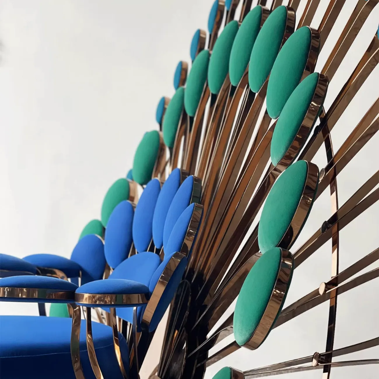 Дизайнерский Небольшой Одноместный Диван Павлин Yanshe от LaLume