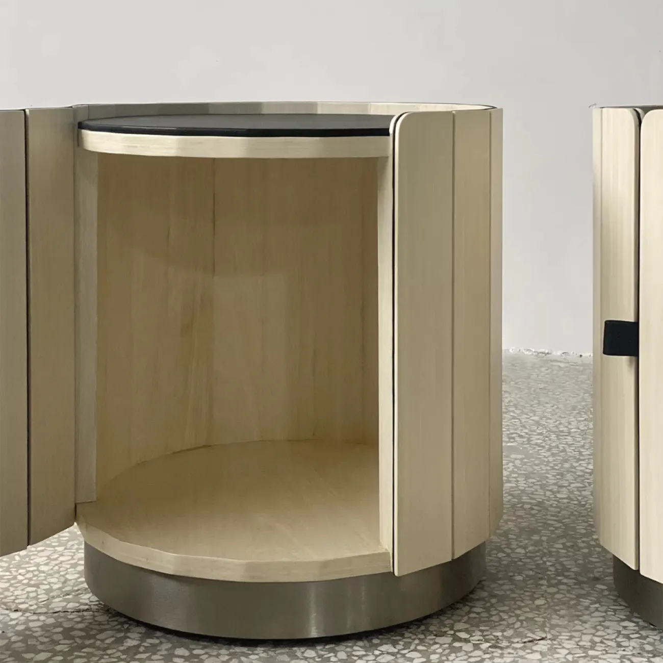 Креативный Маленький Шкаф для Хранения вещей Yanshe от LaLume Креативный Маленький Шкаф для Хранения вещей Yanshe от LaLume