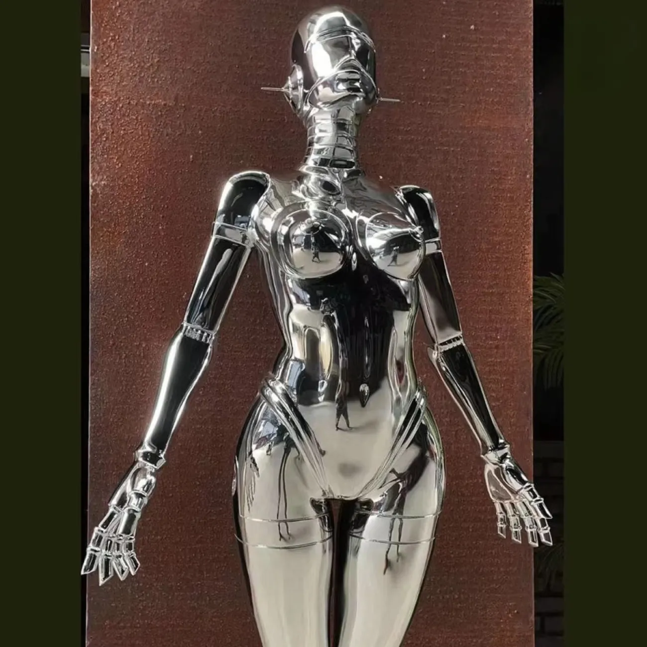 Дизайнерская Скульптура Большой Робот Цзи Yanshe коллекции LaLume Дизайнерская Скульптура Большой Робот Цзи Yanshe коллекции LaLume