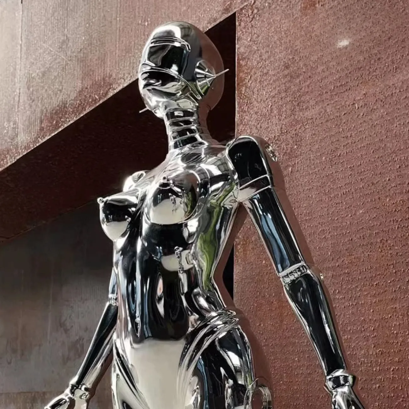 Дизайнерская Скульптура Большой Робот Цзи Yanshe коллекции LaLume Дизайнерская Скульптура Большой Робот Цзи Yanshe коллекции LaLume