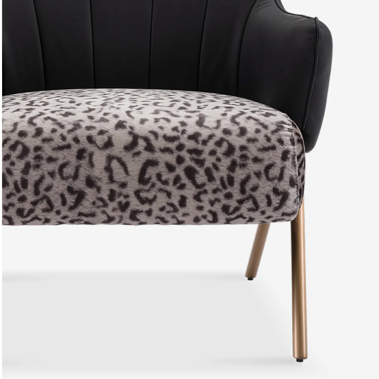 Элитное кресло Camille от MIVICA из кожи и текстиля KR38401-32 Элитное кресло Camille от MIVICA из кожи и текстиля KR38401-32