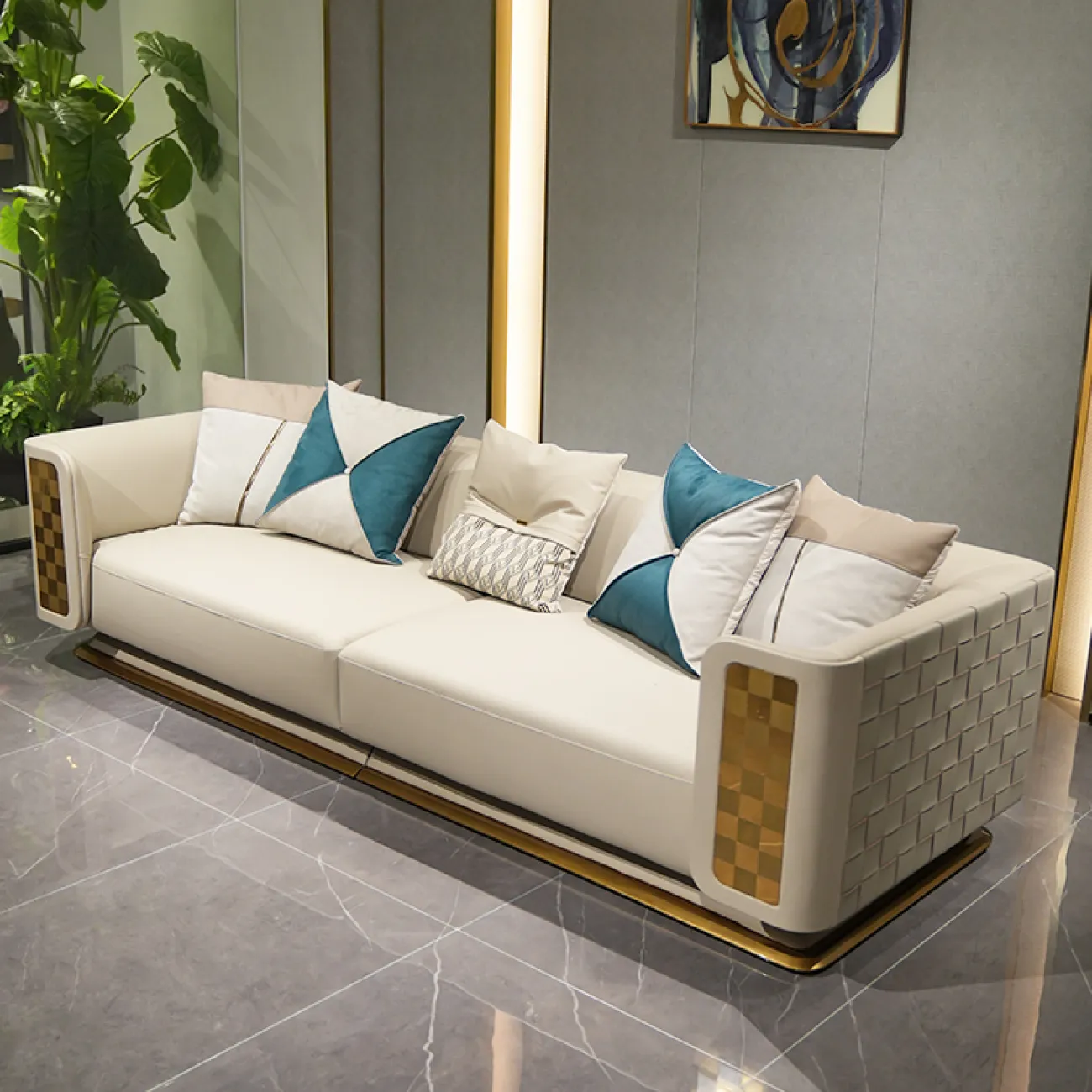 Роскошный диван Olivia от MIVICA из натуральной воловьей кожи DV38408-32