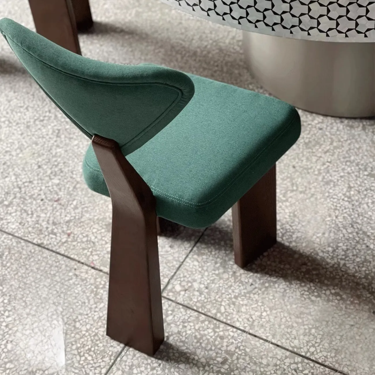 Дизайнерский Стул Спинка Сердечко Yanshe от LaLume