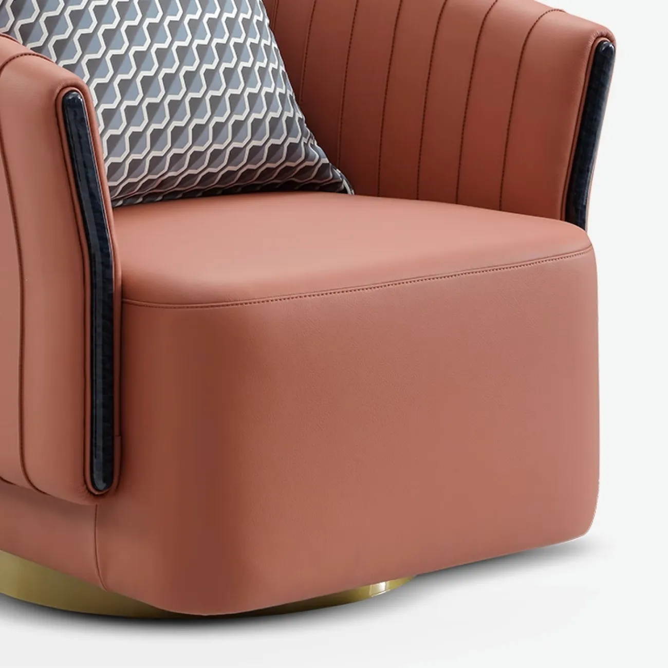 Роскошное кожаное кресло Leonie от MIVICA яркого цвета KR38442-32