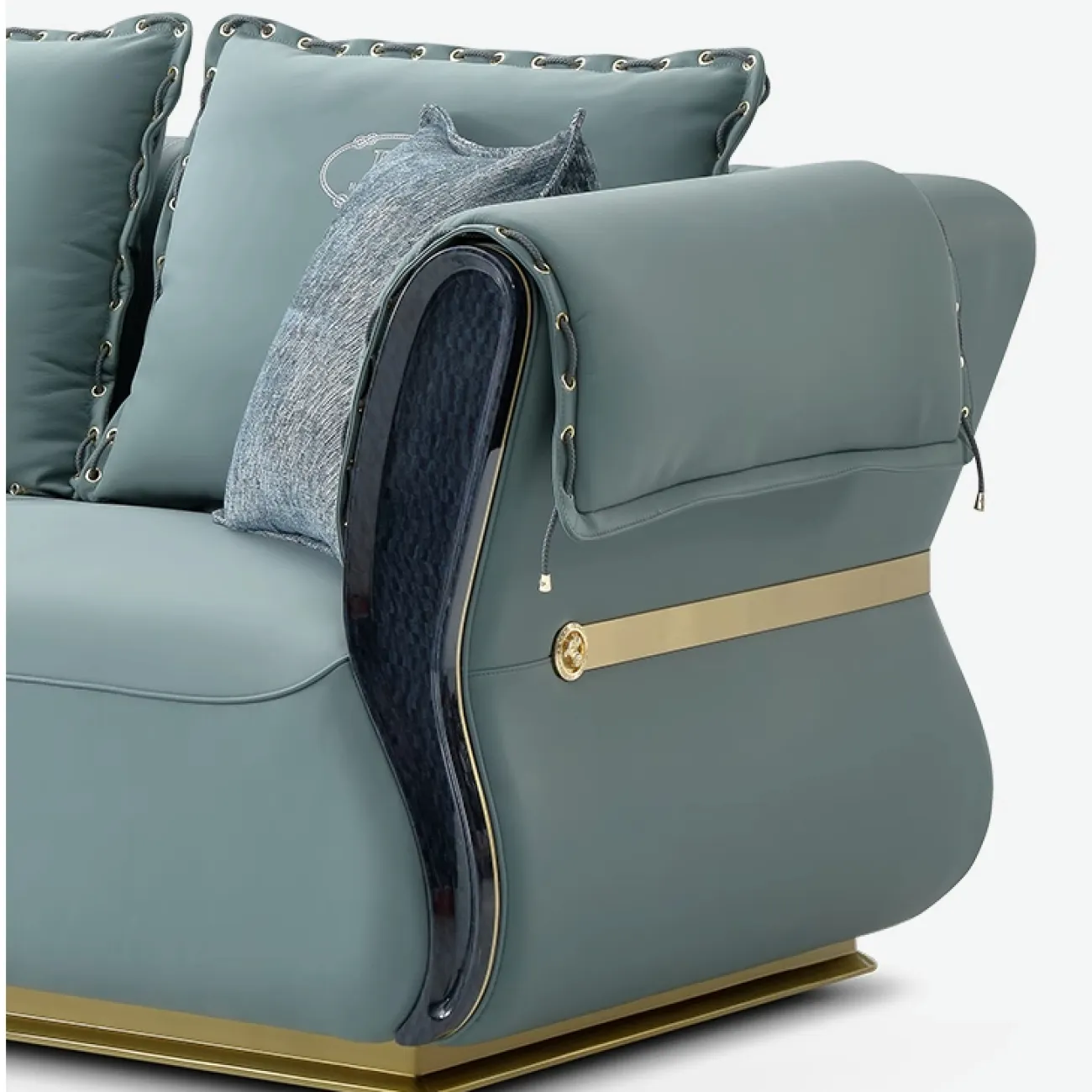 Элегантный диван Leonie от MIVICA из натуральной кожи и красного дерева DV38443-32 Элегантный диван Leonie от MIVICA из натуральной кожи и красного дерева DV38443-32