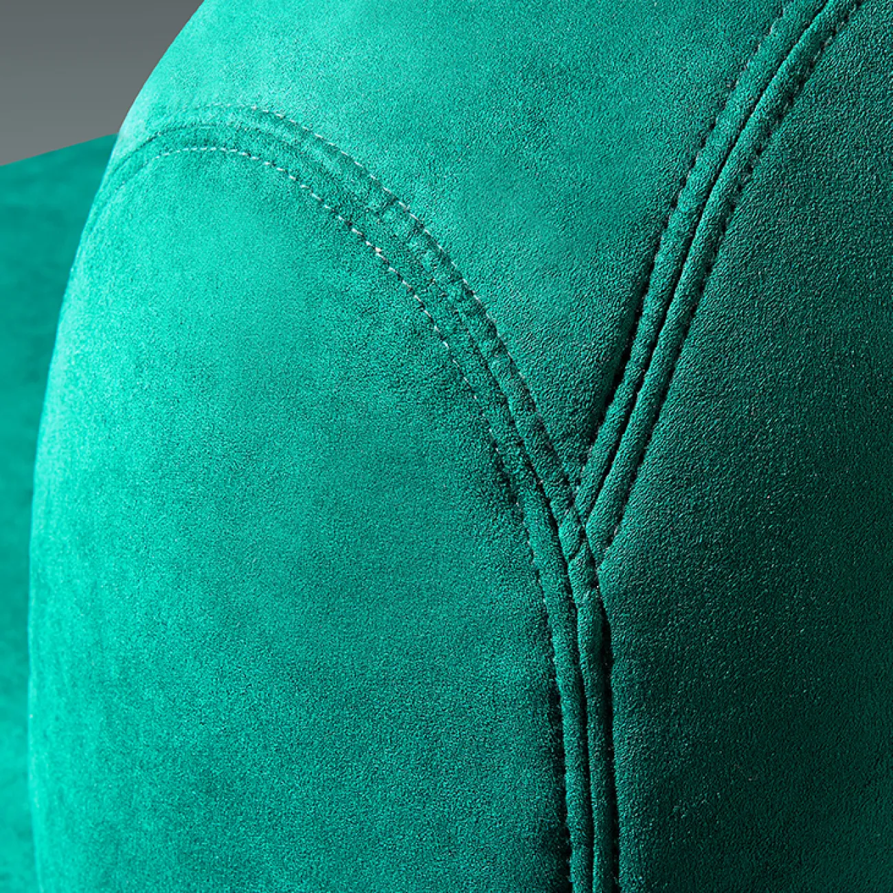 Роскошное кресло MIVICA из дерева и замши KR38474-32 Роскошное кресло MIVICA из дерева и замши KR38474-32