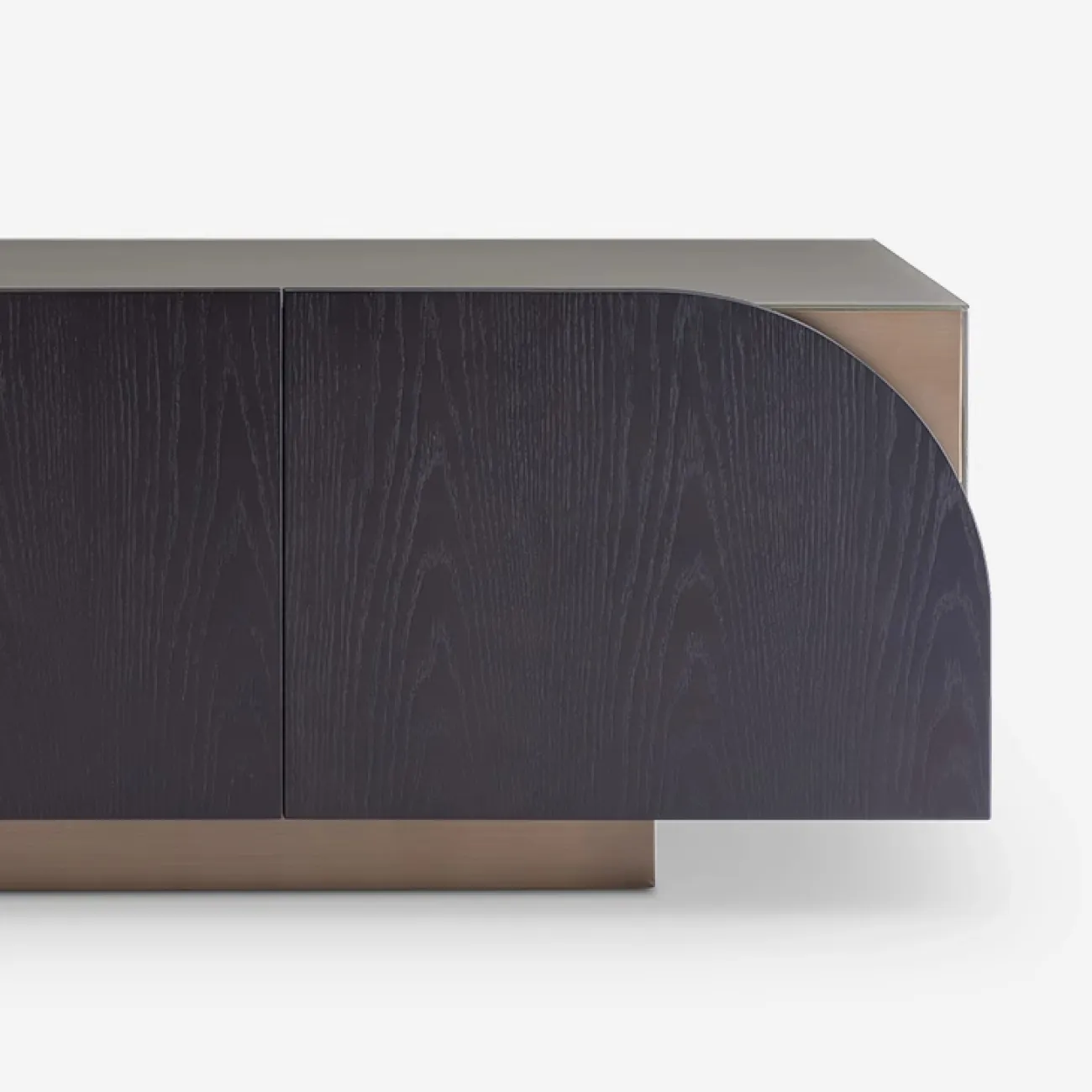 Стильная тумба под телевизор MIVICA из красного дуба TB38483-32