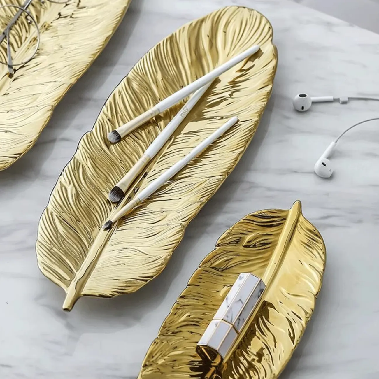 Дизайнерский Поднос Перо Yanshe от LaLume Дизайнерский Поднос Перо Yanshe от LaLume