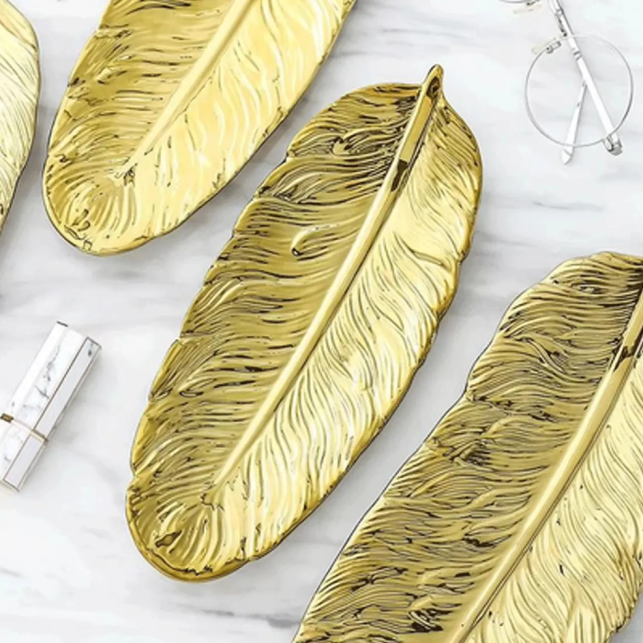 Дизайнерский Поднос Перо Yanshe от LaLume Дизайнерский Поднос Перо Yanshe от LaLume