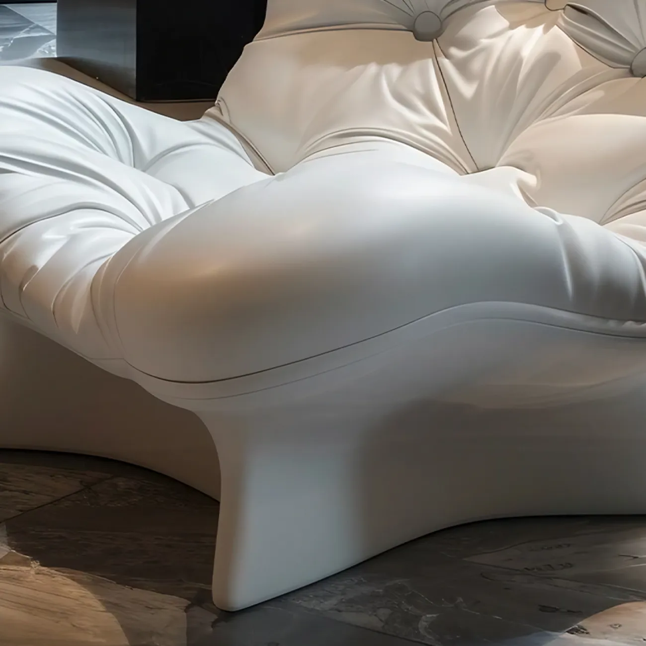 Элегантное кожаное кресло Love Creation от MIVICA оригинальной формы KR38534-32