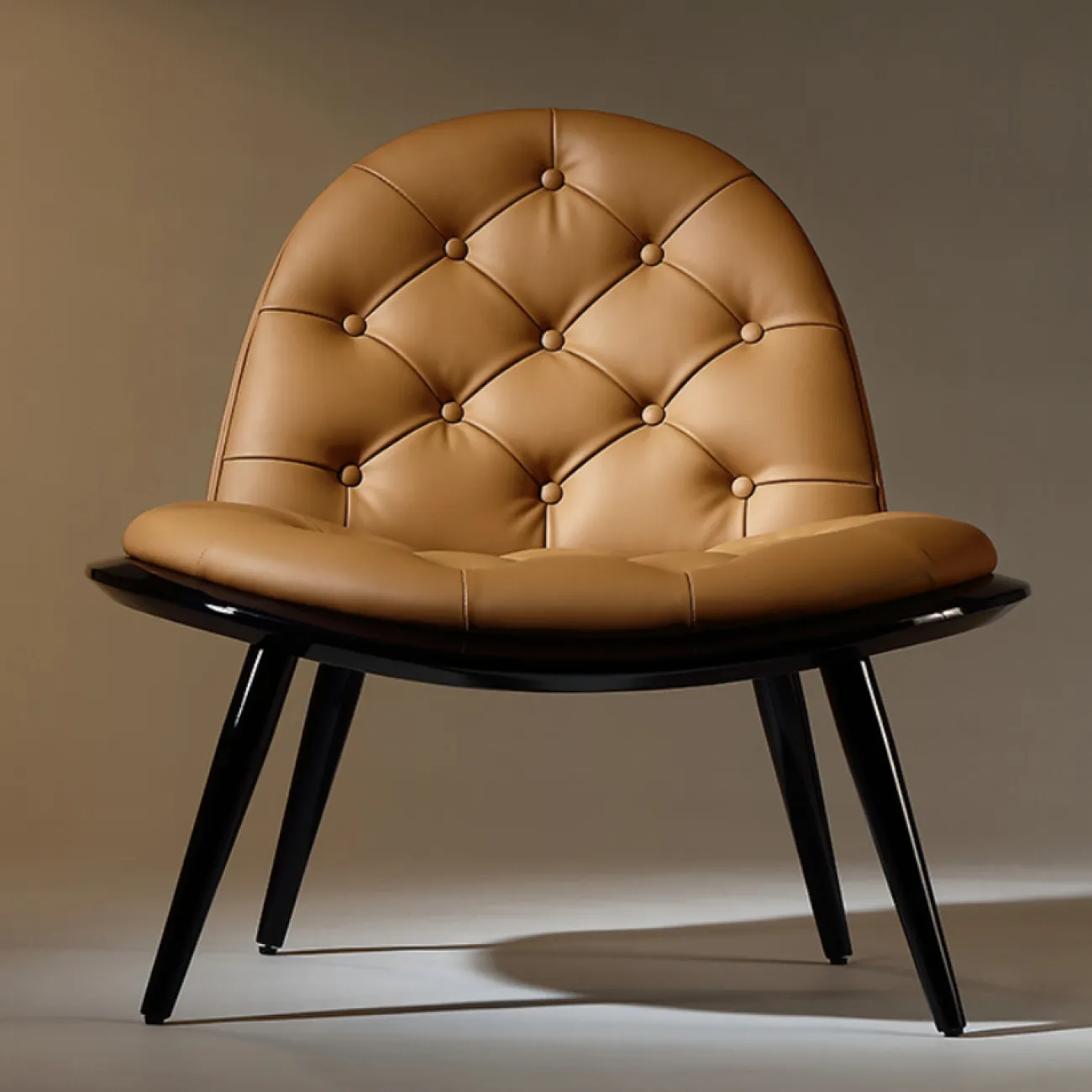 Роскошное кресло MIVICA из кожи и дерева KR38603-32