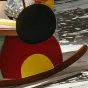 Необычное кресло-качалка Memphis Art от MIVICA из дерева KR38617-32