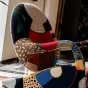 Оригинальное кресло-качалка Memphis Art от MIVICA из дерева KR38618-32