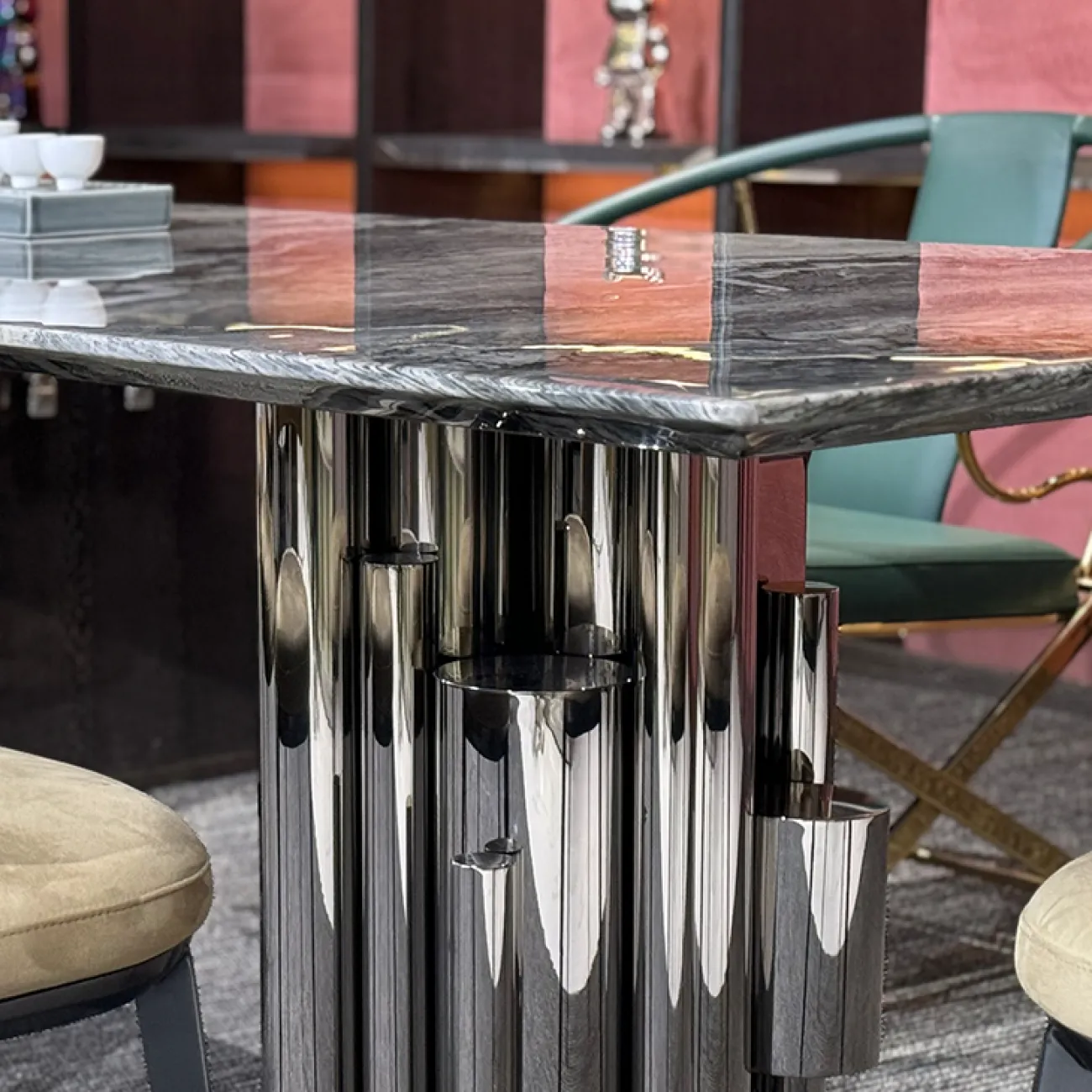 Элегантный чайный столик MIVICA из бука и мрамора CH38659-32