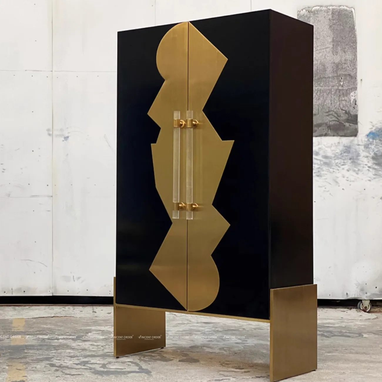 Дизайнерский Геометрический Винный Шкаф Yanshe от LaLume