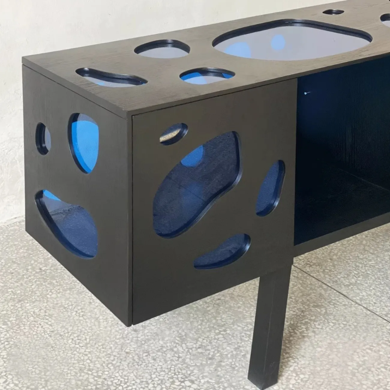 Дизайнерский Комод под Телевизор Губчатое Стекло Yanshe от LaLume