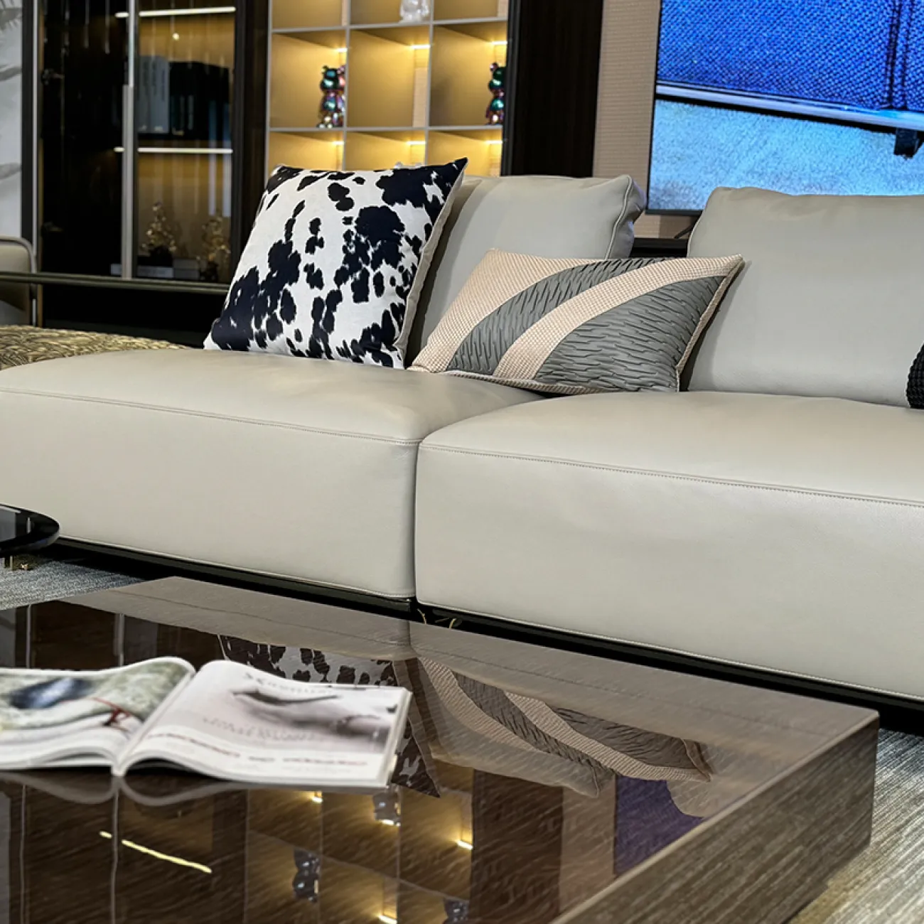 Низкий журнальный столик MIVICA из бука JS38718-32