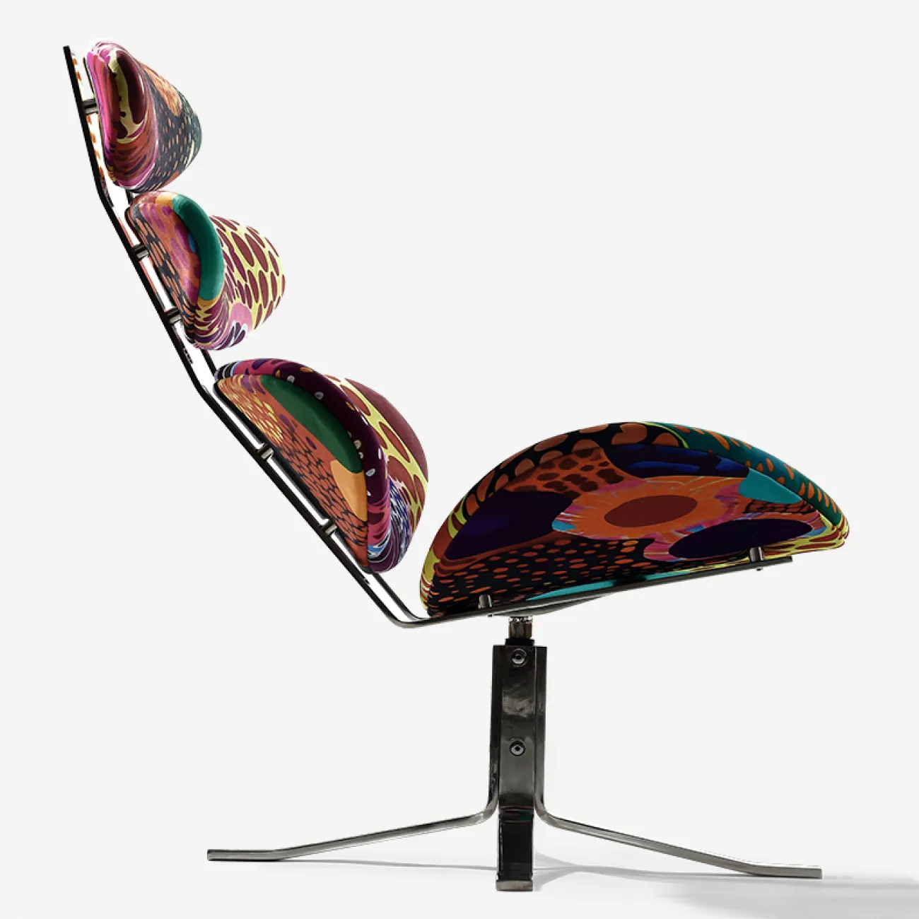 Яркое кресло "Граффити" MIVICA с подставкой под ноги KR38733-32