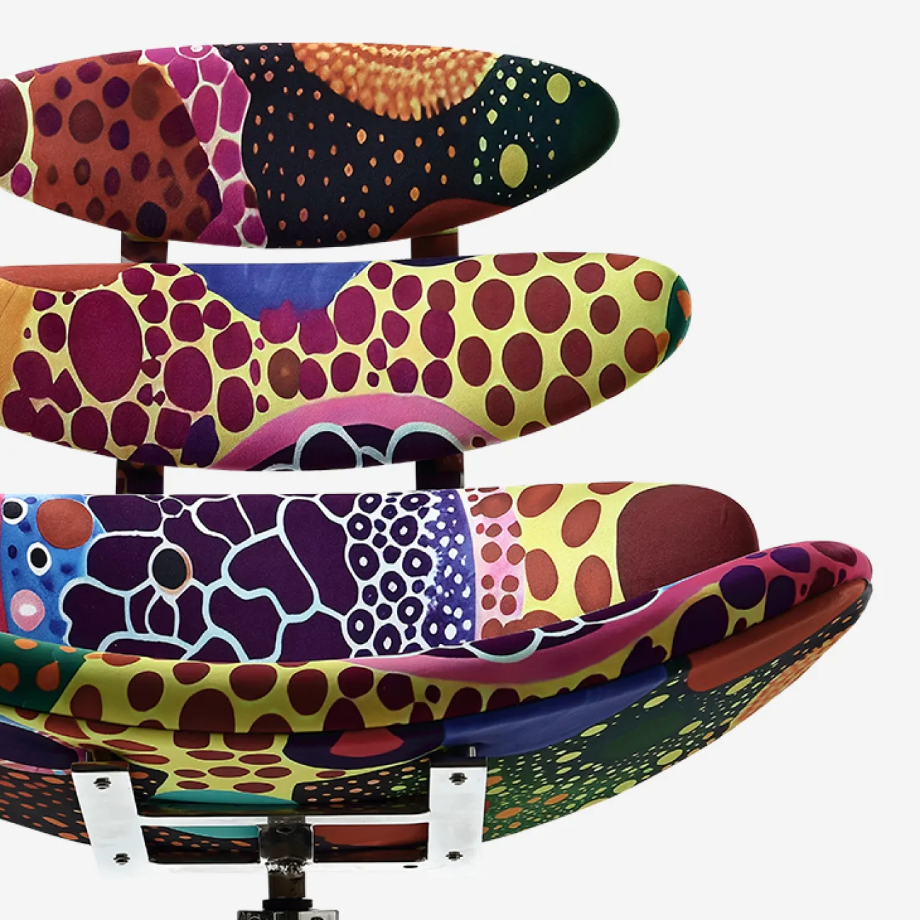 Яркое кресло "Граффити" MIVICA с подставкой под ноги KR38733-32