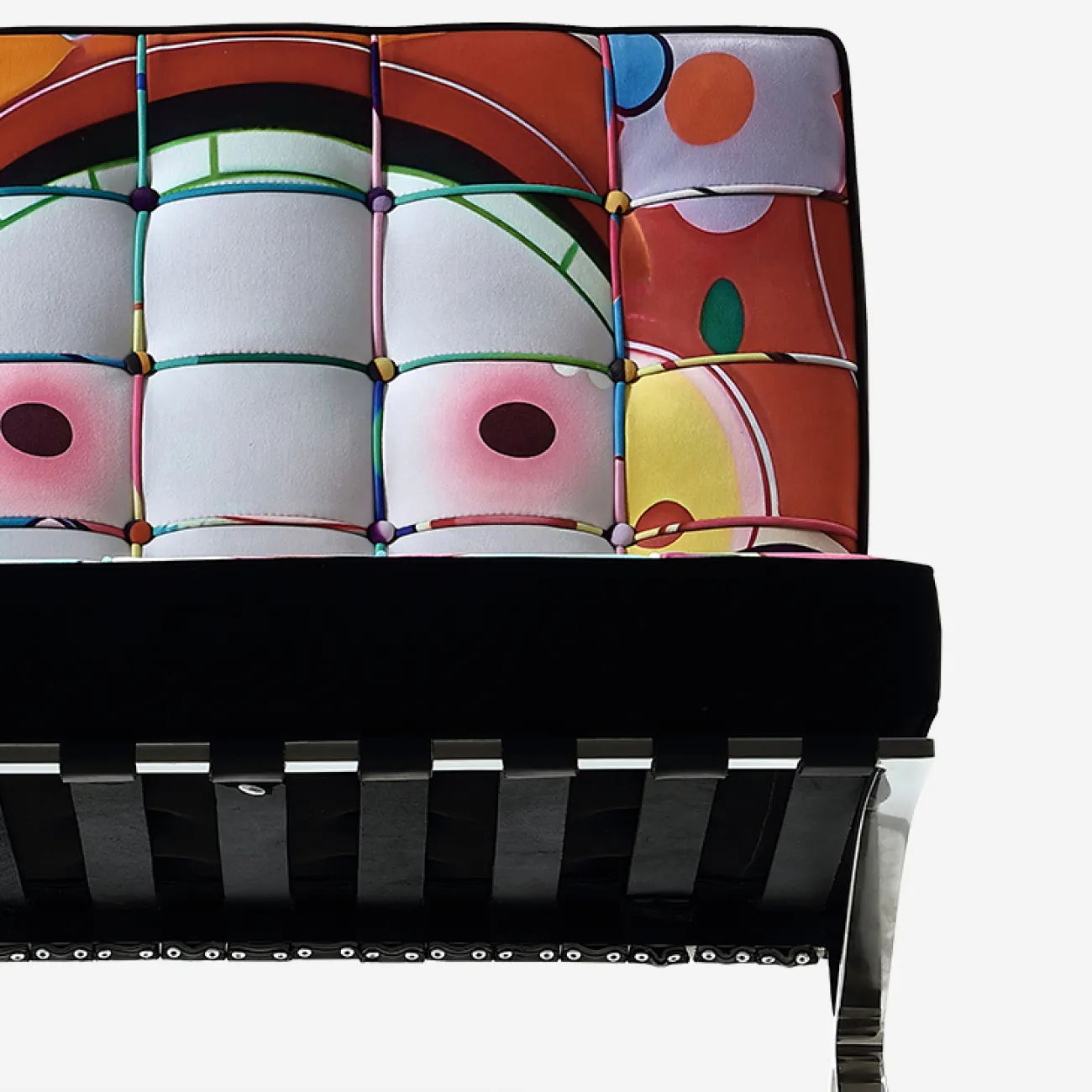 Удобное кресло "Граффити" MIVICA с ярким рисунком KR38735-32