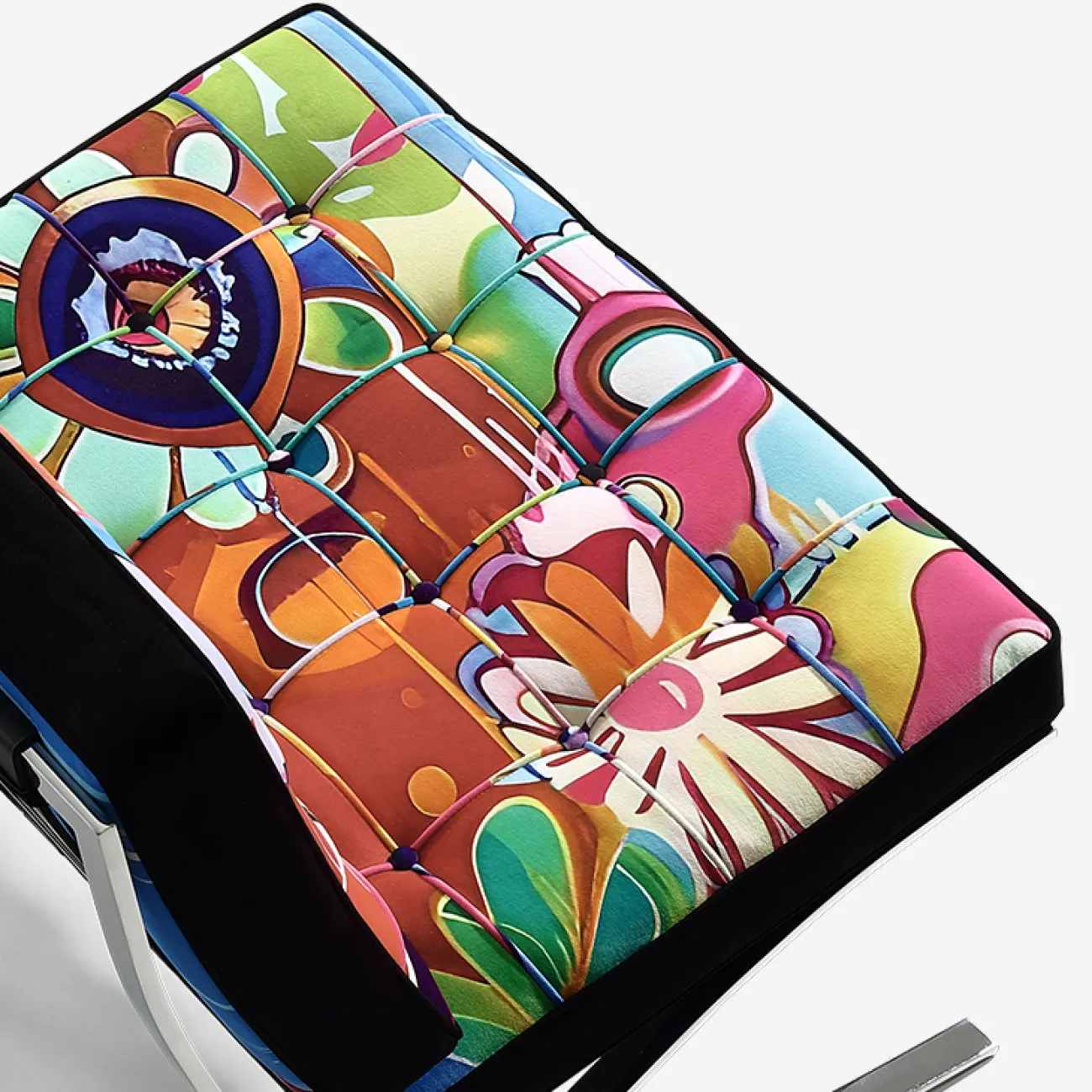 Удобное кресло "Граффити" MIVICA с ярким рисунком KR38735-32