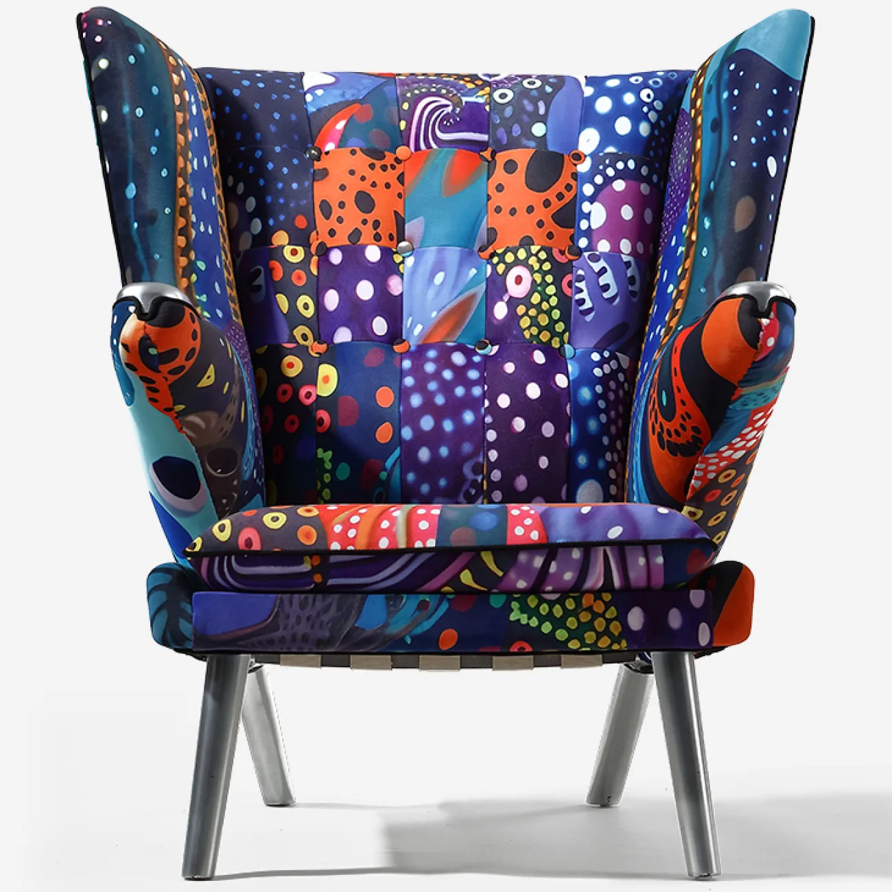 Комфортабельное кресло "Граффити" MIVICA с ярким принтом KR38737-32