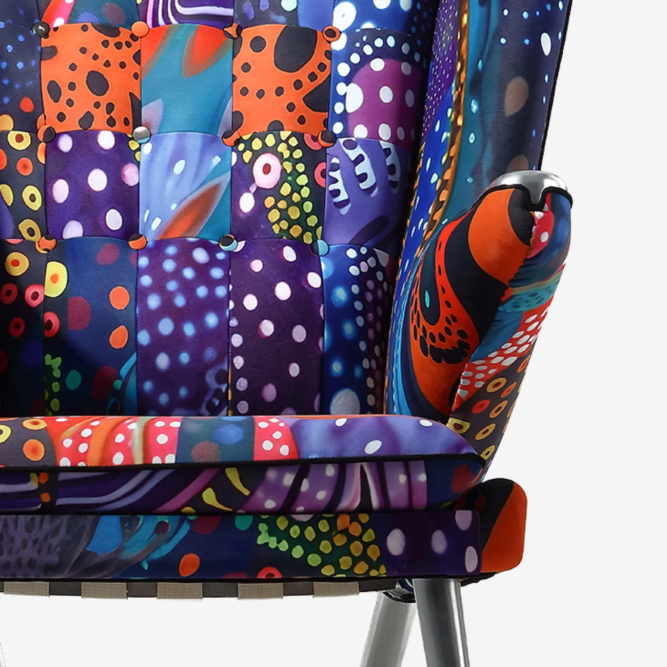 Комфортабельное кресло "Граффити" MIVICA с ярким принтом KR38737-32