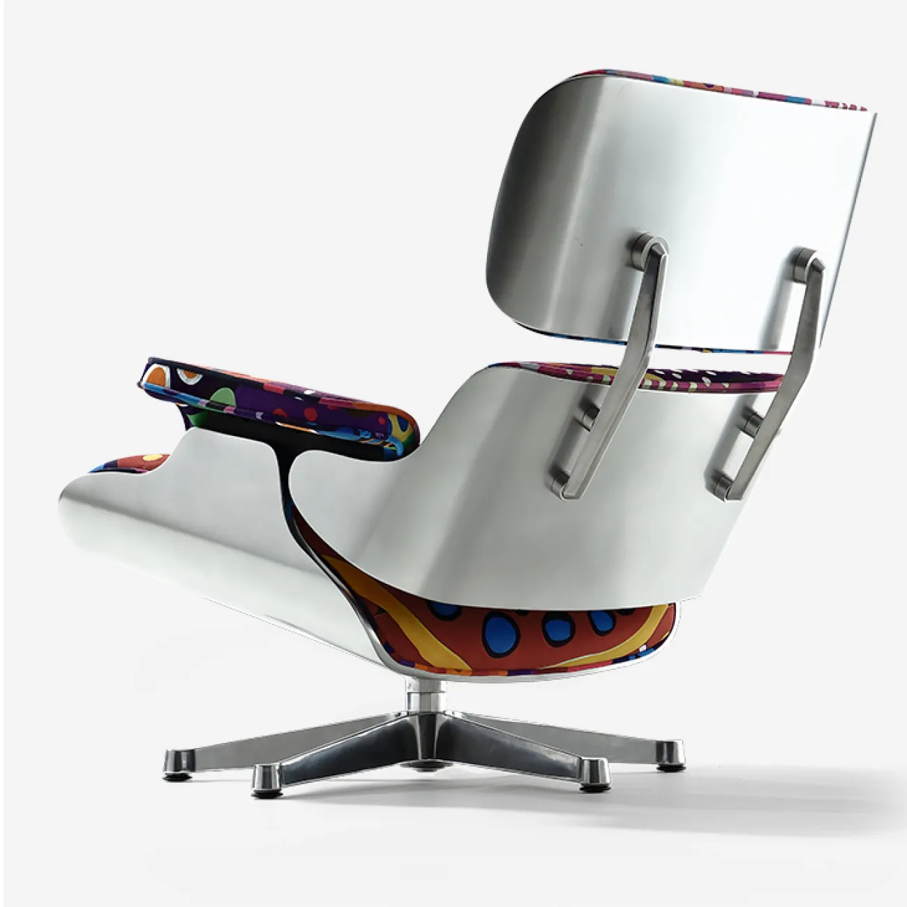 Яркое кресло "Граффити" MIVICA с подставкой под ноги KR38738-32