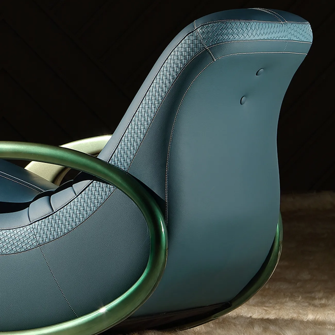 Роскошное кресло-качалка MIVICA из дерева и кожи KR38744-32 Роскошное кресло-качалка MIVICA из дерева и кожи KR38744-32