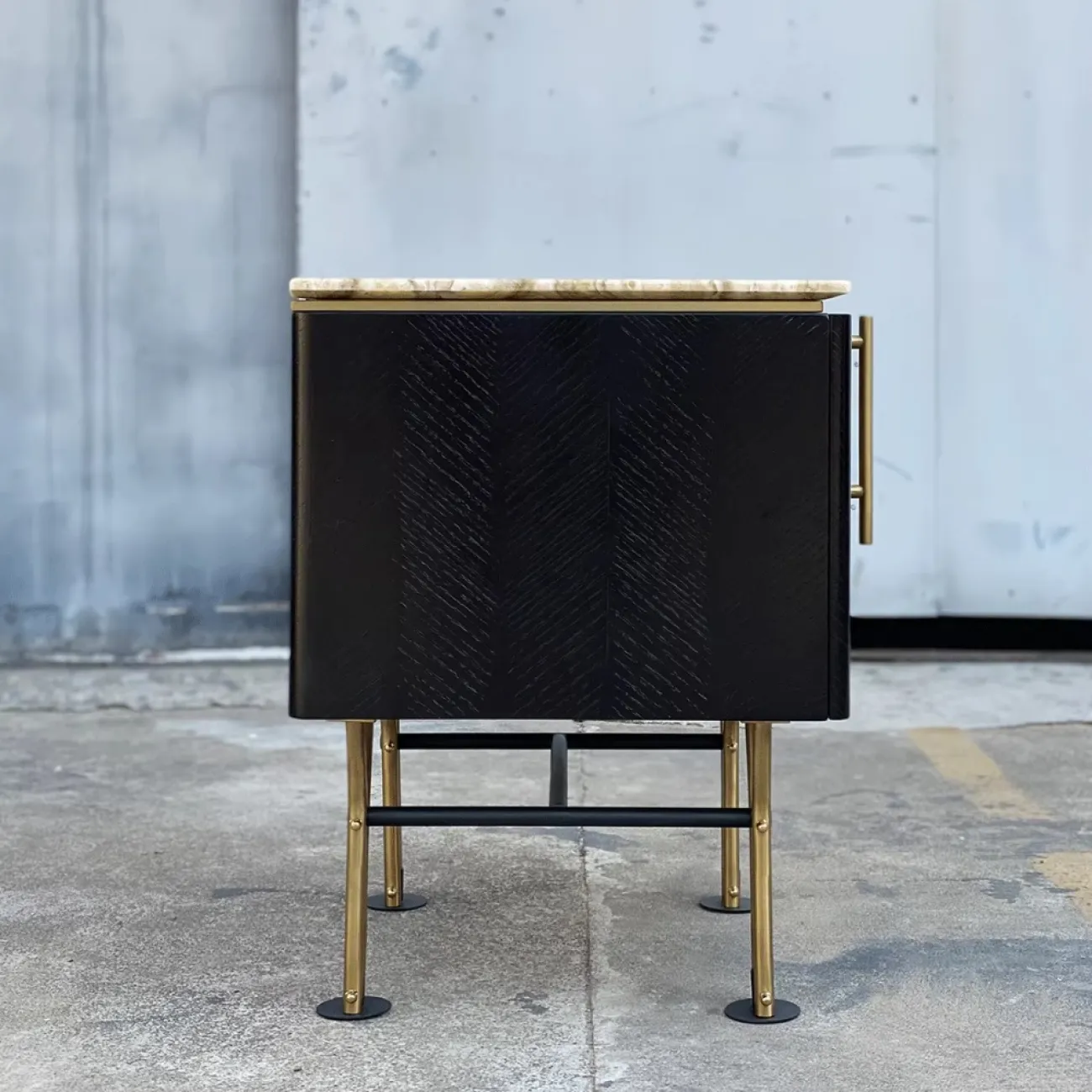 Дизайнерская Прикроватная Тумба Yanshe от LaLume