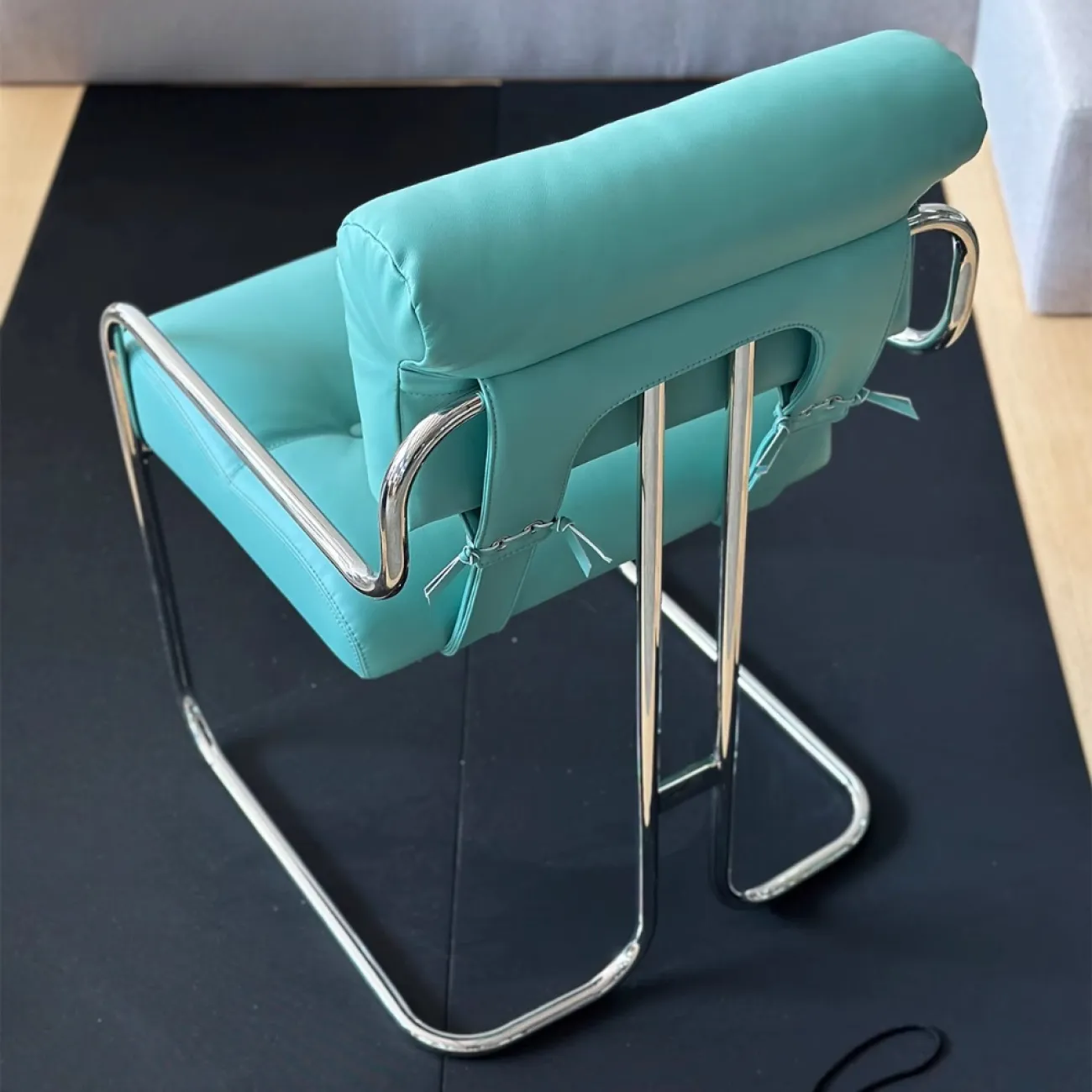 Дизайнерское Кресло Нагрудник Yanshe от LaLume