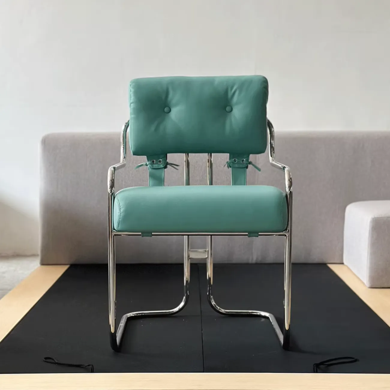 Дизайнерское Кресло Нагрудник Yanshe от LaLume