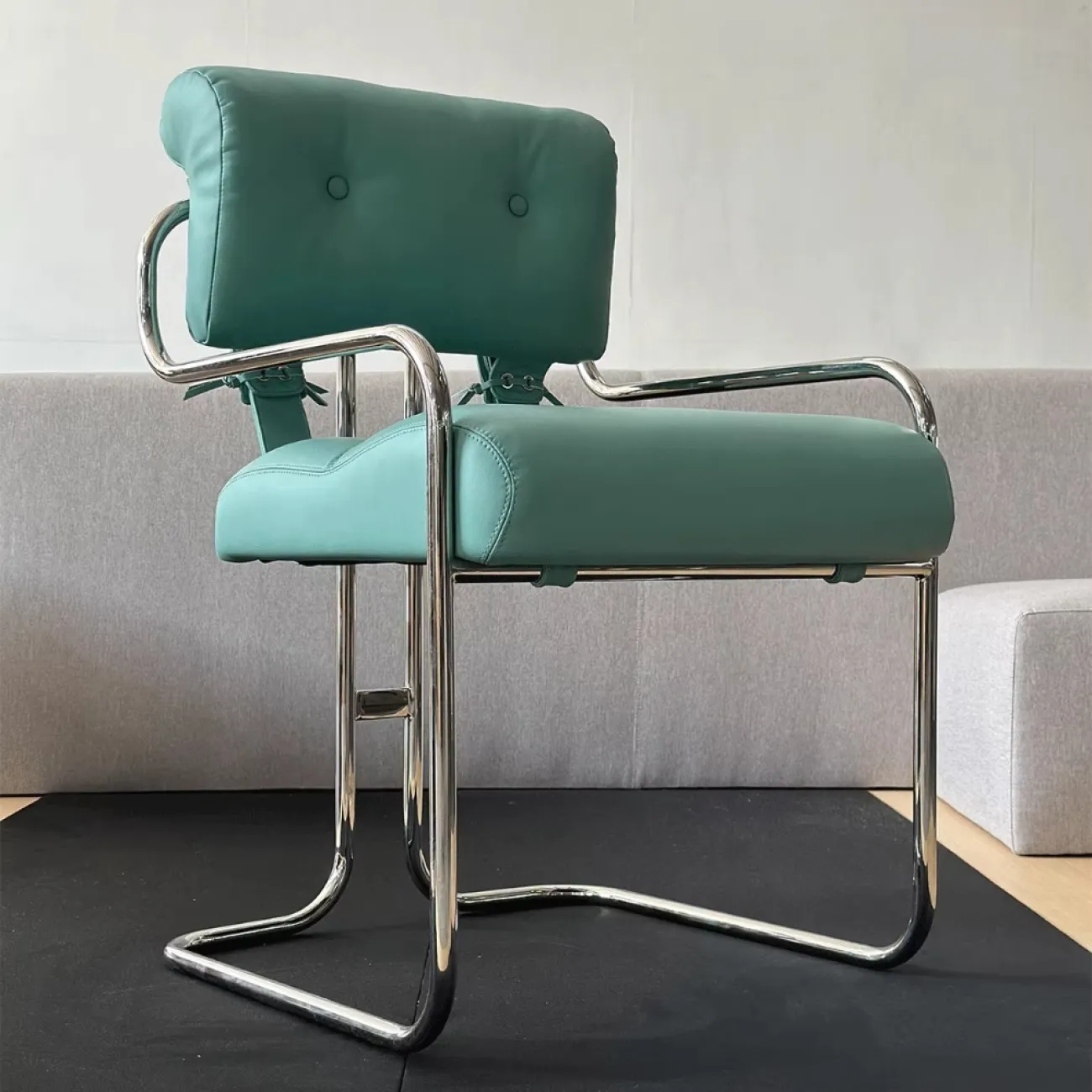 Дизайнерское Кресло Нагрудник Yanshe от LaLume