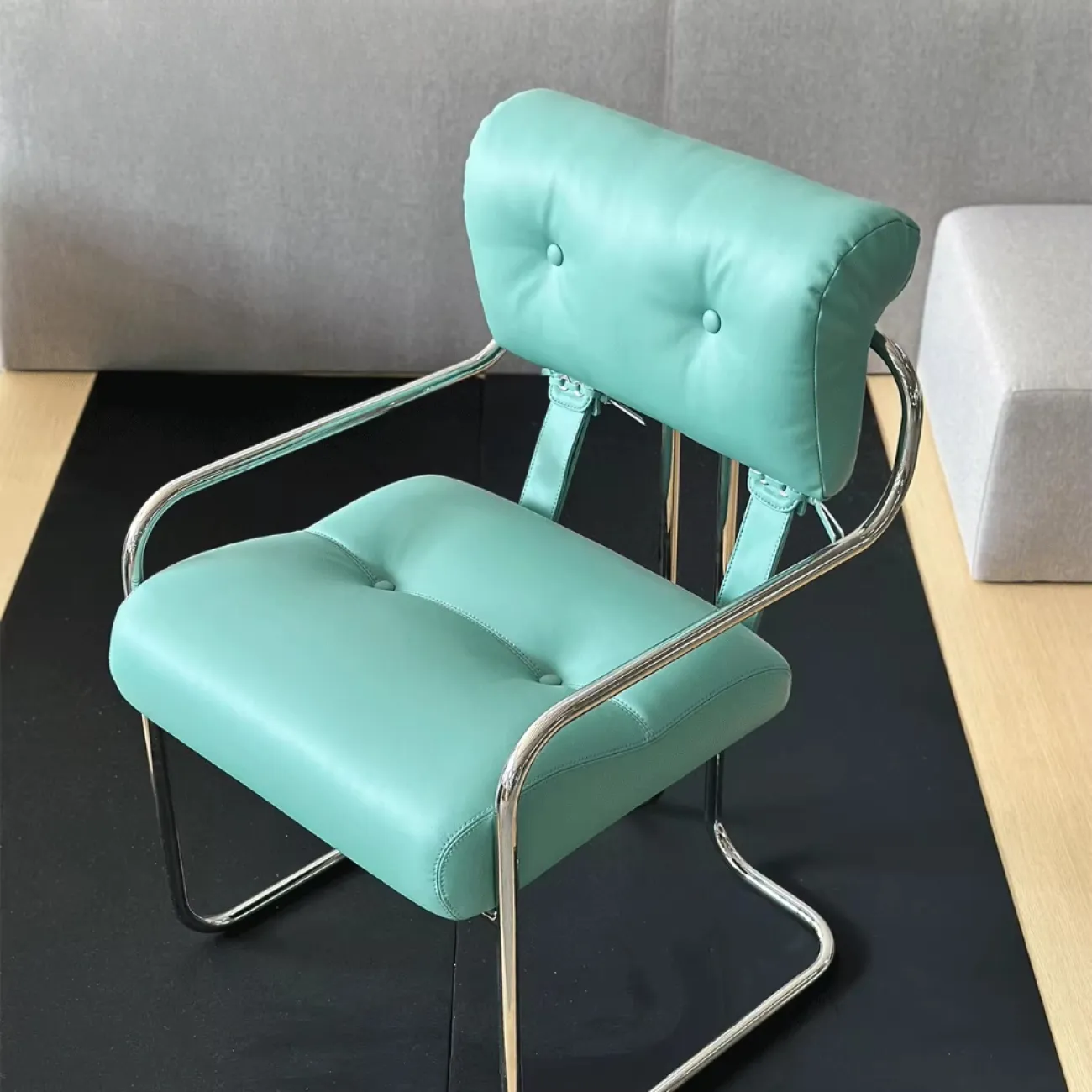 Дизайнерское Кресло Нагрудник Yanshe от LaLume