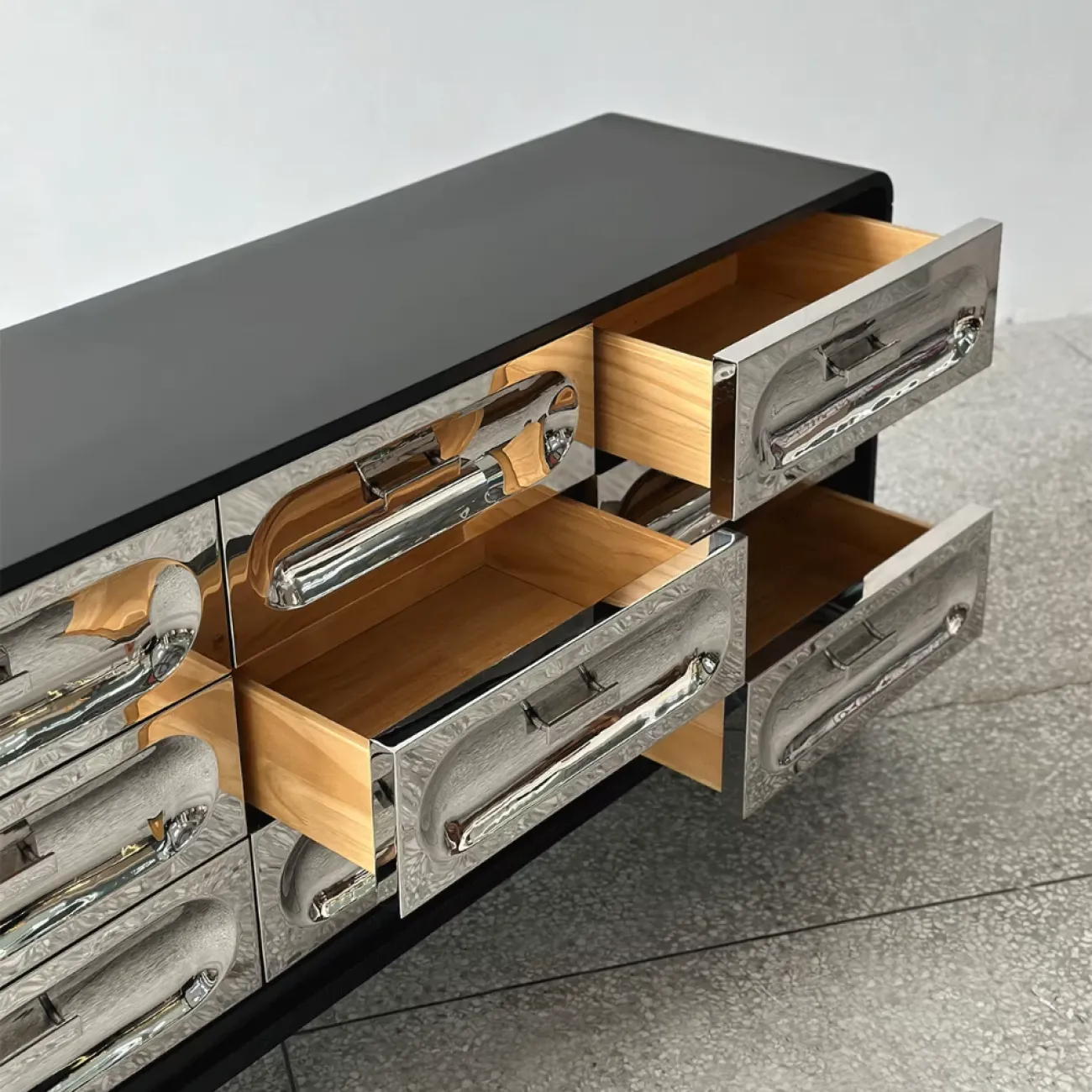 Дизайнерский Шкаф Капсула Yanshe от LaLume Дизайнерский Шкаф Капсула Yanshe от LaLume