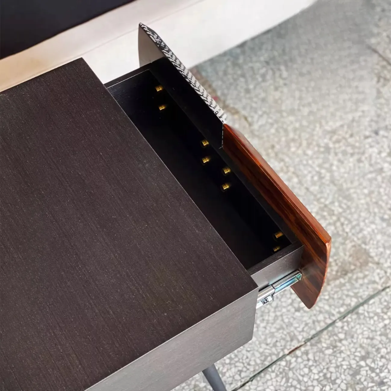 Дизайнерская Прикроватная Тумба двух видов Yanshe от LaLume