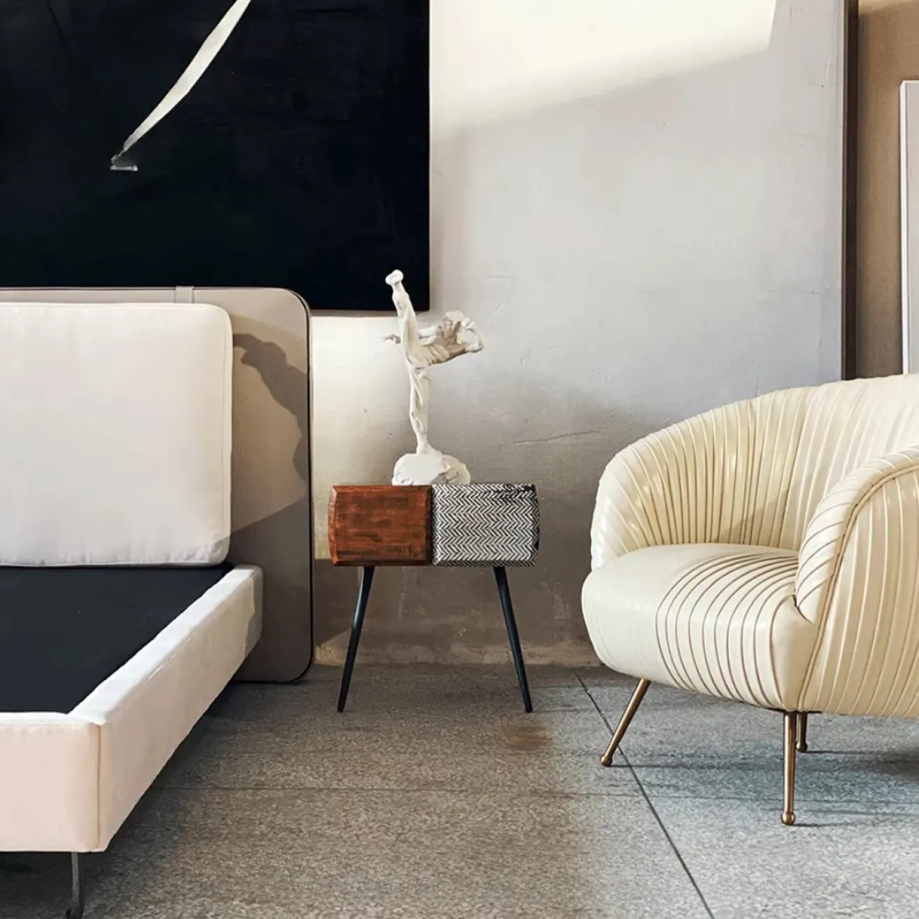 Дизайнерская Прикроватная Тумба двух видов Yanshe от LaLume