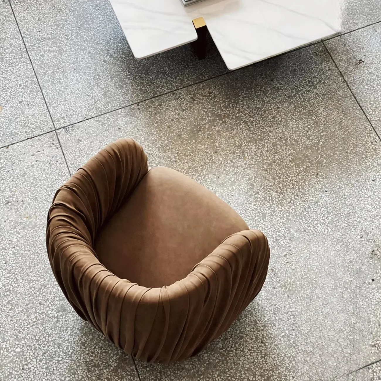 Дизайнерское Кресло Счастливая Собака Yanshe от LaLume