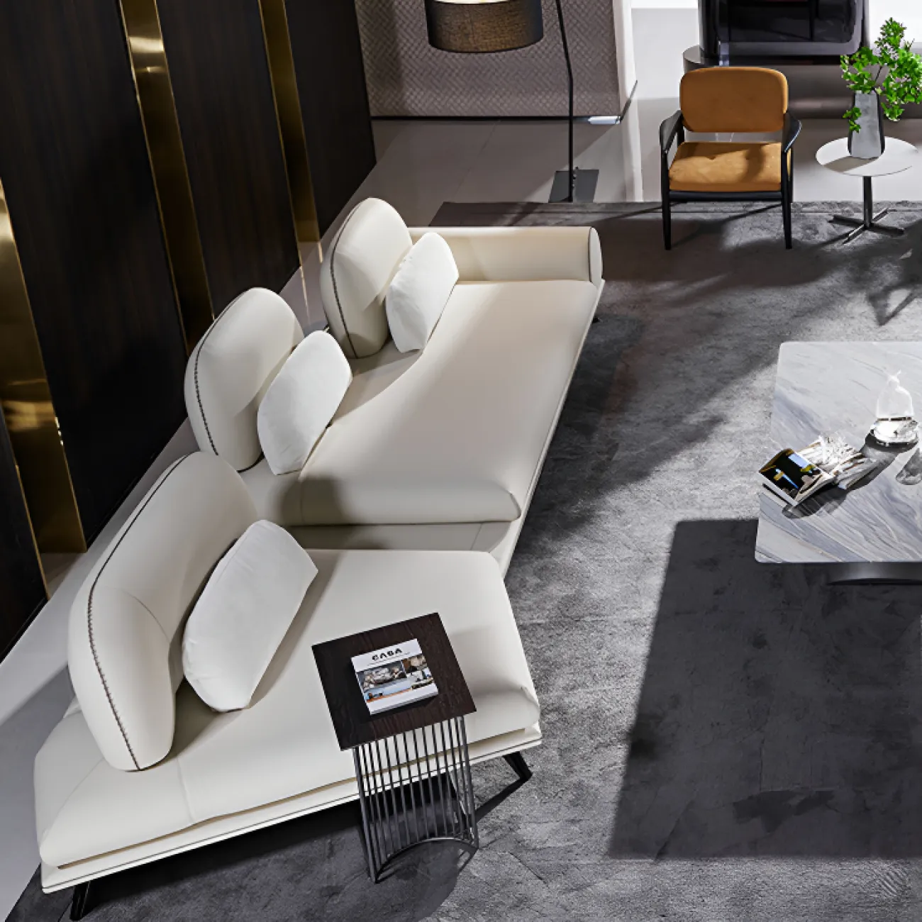 Роскошный изогнутый диван MIVICA из искусственной кожи DV38819-32 Роскошный изогнутый диван MIVICA из искусственной кожи DV38819-32